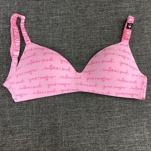 VICTORIA’S SECRET WIRELESS LIGHTLY LINED BRA 34D